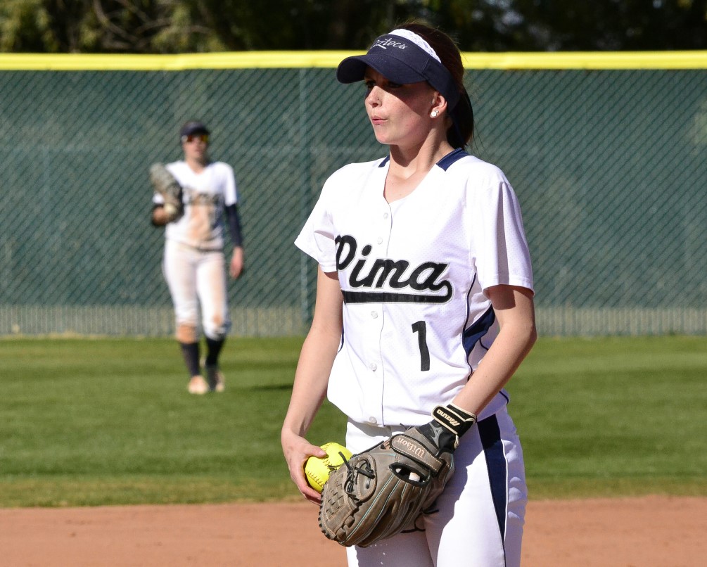 Freshman pitcher Mandy Lorenson (Ironwood Ridge HS) was named NJCAA Division I Pitcher of the Week for a second time on Wednesday. She went 2-0 with no runs off three hits with 15 strikeouts. Photo by Ben Carbajal.