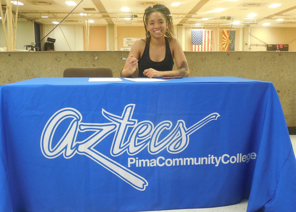 Sophomore Denesia Smith (Cienega HS) signed her national letter of intent to continue her collegiate career at Washburn University, an NCAA Division II school in Topeka, KS.