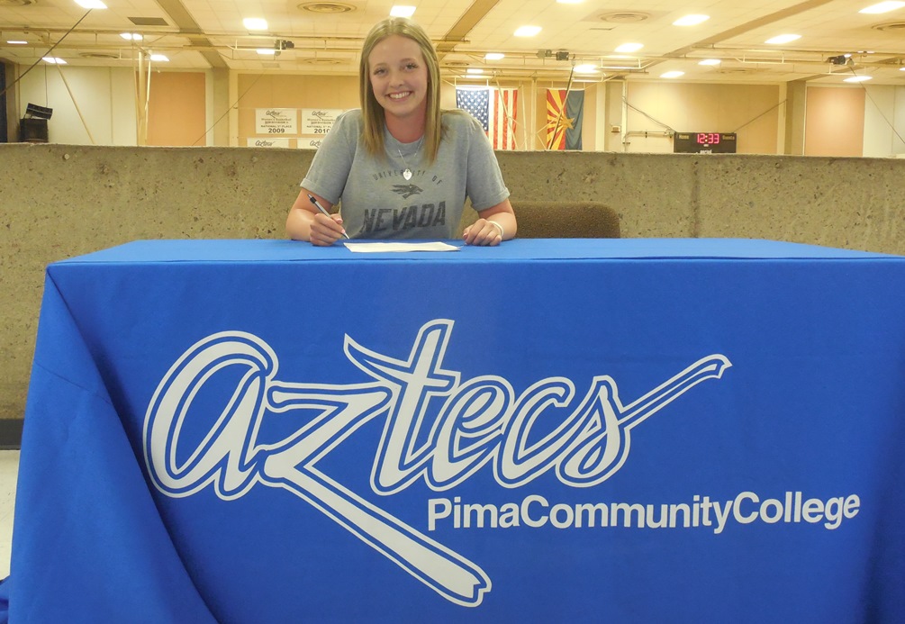 Freshman guard Izzy Spruit (Mesquite HS) signed her national letter of intent to the University of Nevada, Reno. Spruit played in 30 games this season and averaged 7.6 points per game. She hit 63 three-pointers on the season. Photo by Raymond Suarez