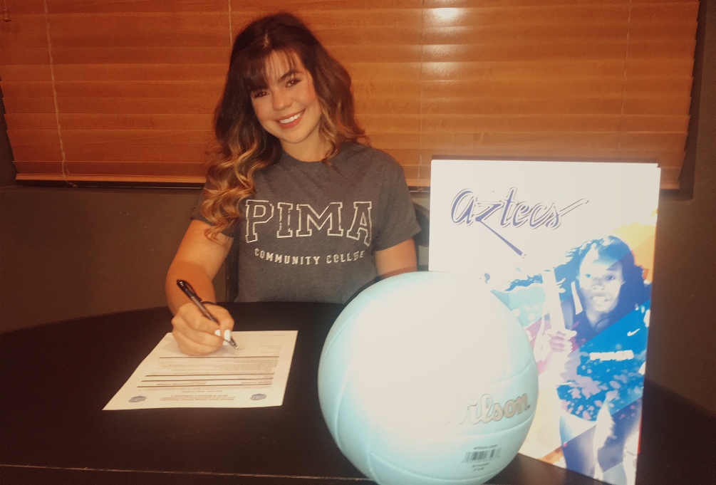 The Aztecs volleyball team signed Desert Mountain High School setter Kaleigh Hockett. She had 455 assists, 110 digs and 43 aces in her senior season with the Wolves. PHoto courtesy of Kaleigh Hockett