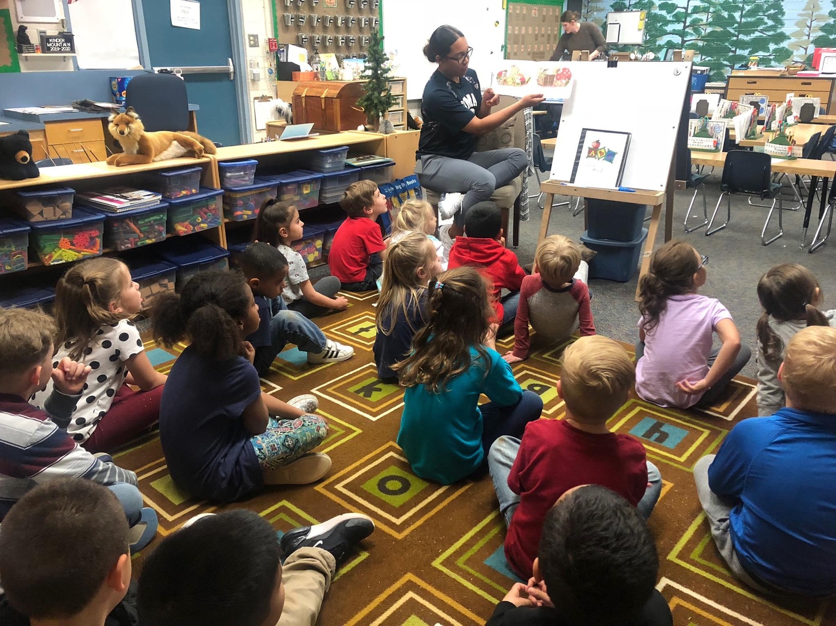 Pima Student-Athletes visit schools for Love of Reading