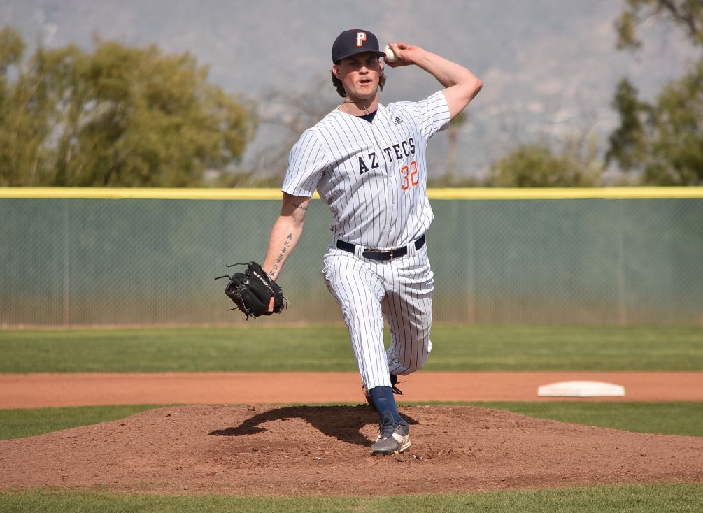 Freshman Maclain Roberts threw five innings, giving up three runs (one earned) on four hits with six strikeouts and two walks on 91 pitches but took the loss as No. 2 seeded Aztecs baseball fell to No. 4 South Mountain Community College 11-1 in the deciding Game 3 of the Region I, Division I Finals. The Aztecs are 45-16 and will play in the NJCAA West District Tournament next week. All games will be at South Mountain Community College in Phoenix. Photo by Ben Carbajal