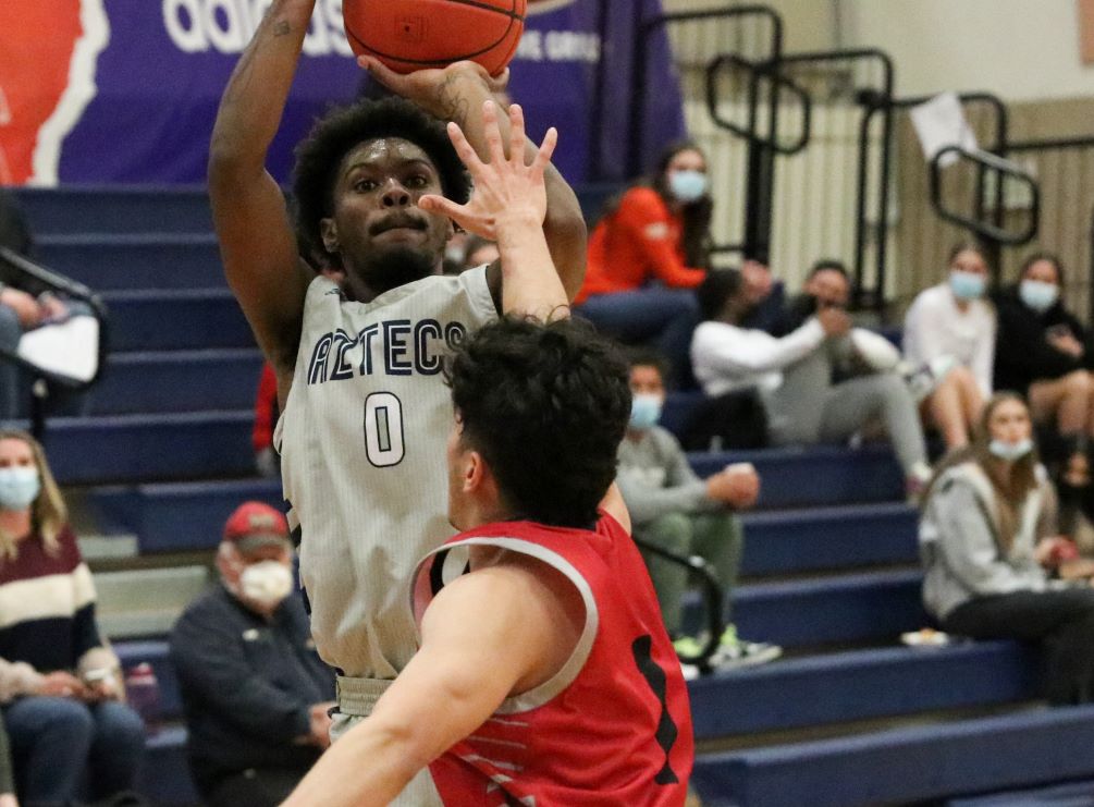 Sophomore Chrishon Dixon scored a team-high 26 points but the Aztecs men's basketball team had their 4-game winning streak halted as they fell at South Mountain Community College 91-85. The Aztecs are now 16-9 overall and 8-8 in ACCAC conference play. Photo by Stephanie van Latum