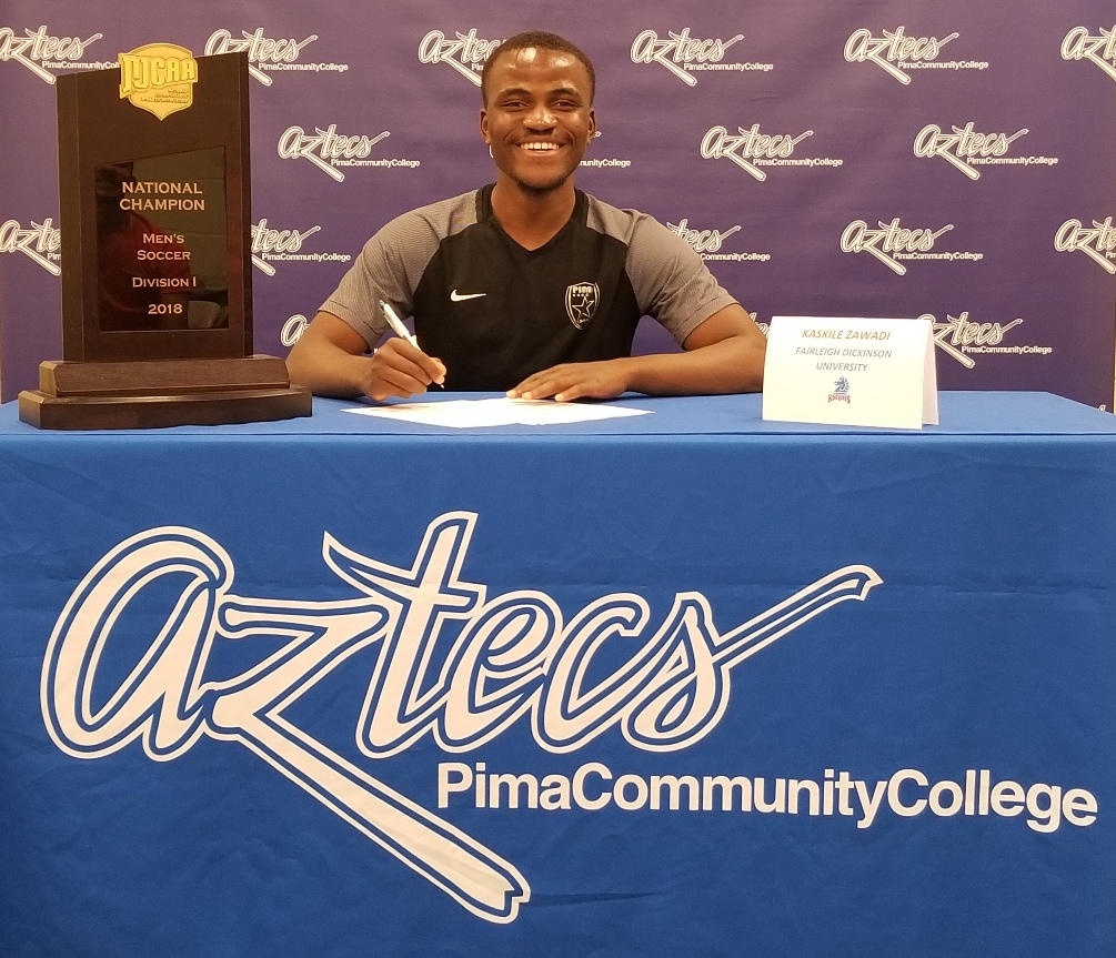 Sophomore Kaskile Zawadi (Cholla HS) signed his national letter of intent to Fairleigh Dickinson University, an NCAA Division I school in Teaneck, NJ. He was selected United Soccer Coaches All-West Region and was named second team NJCAA All-American. Photo by Raymond Suarez