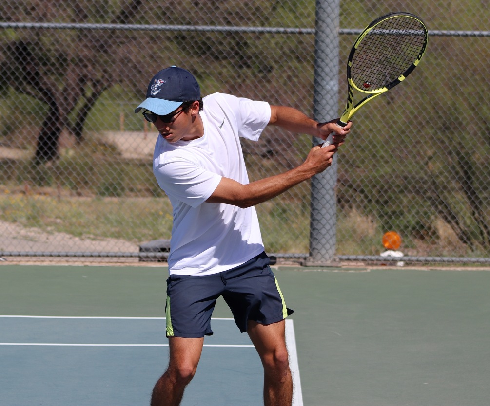 Freshman Oscar Aguilera beat Jose Diaz 6-1, 6-3 in the No. 2 singles match. The Aztecs men's tennis team beat Paradise Valley Community College 6-1 to close out the regular season. The Aztecs finished 3-3 overall. Photo by Stephanie Van Latum