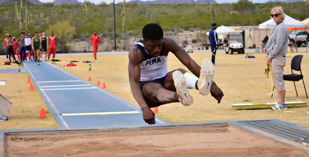 Freshman Jaylen Brown took first place in the men's triple jump with a personal-best 48-feet, 11-inches as he earned a national qualifying mark at the Willie Williams Invitational. Photo by Ben Carbajal