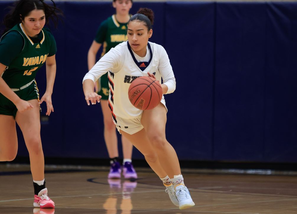 Freshman guard Rylei Waugh earned her sixth selection as ACCAC Division II Player of the Week after she averaged 19 points, 7.5 rebounds, 4.0 assists and 2.5 steals in their wins over Scottsdale and South Mountain Community College. Photo by Stephanie van Latum