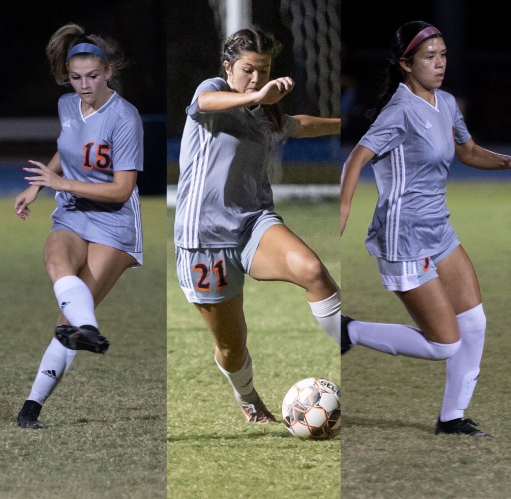 Sophomore Delaney Buntin (Cienega HS) and freshman Meredith Scott (Walden Grove HS) scored the goals for the Aztecs while sophomore Savannah Gutierrez (Tucson Magnet HS) had an assist and helped her fellow defenders preserve the shutout as No. 3 ranked Pima topped No. 10 Scottsdale Community College 2-0. The Aztecs are now 9-1 overall and 6-1 in ACCAC conference play. Photos by Stephanie van Latum