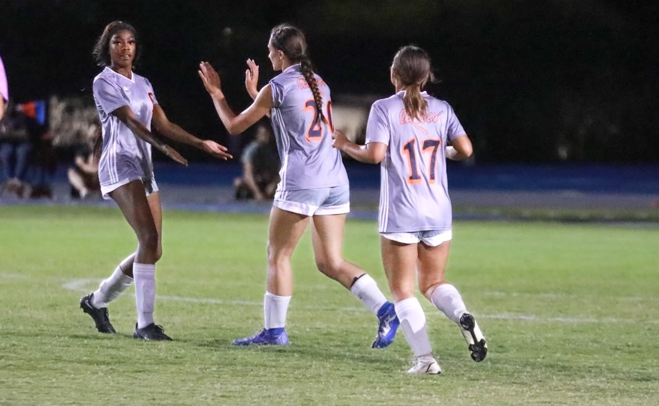Freshmen Sydney Smith (#9) and Lizzie Walker (#20) scored the goals for the Aztecs in their 2-1 victory on Saturday against Glendale Community College at the West Campus Aztec Field. smith had the assist on Walker's goal. The Aztecs are 2-4-1 overall and 1-2-1 in ACCAC conference play. They're back at the Aztec Field on Tuesday against GateWay Community College. Photo by Steve Escobar