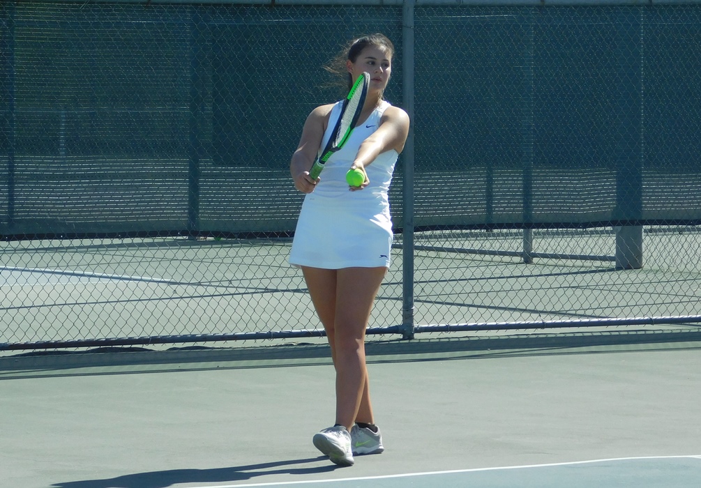 Freshman Melina Oropeza (Nogales HS) won her consolation quarterfinal match but fell in the semifinals to Ariadna Jordan 6-0 at No. 2 singles. Oropeza was named second team All-ACCAC in No. 2 singles and No. 1 doubles. Photo by Raymond Suarez