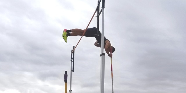 Sophomore pole vaulter Tony Chavez (Bisbee HS) set the Pima school record with a mark of 15-feet, 3-inches. He improved his national qualifier from 14-7 last week. Photo by Raymond Suarez